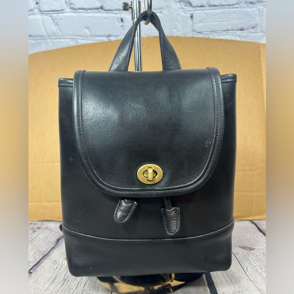 Vintage Coach 9960 Daypack Backpack BLACK Leather Gold Hardware NICE SIZE USA